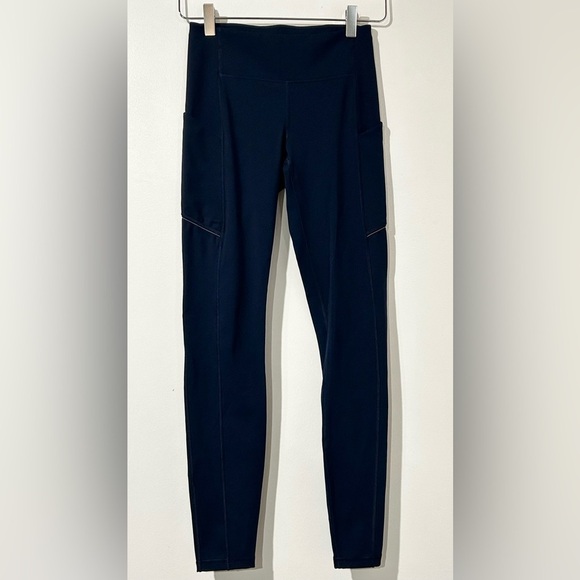 Lululemon Speed Up Tight *Full-On Luxtreme 28" in True Navy 4 - Picture 4 of 6